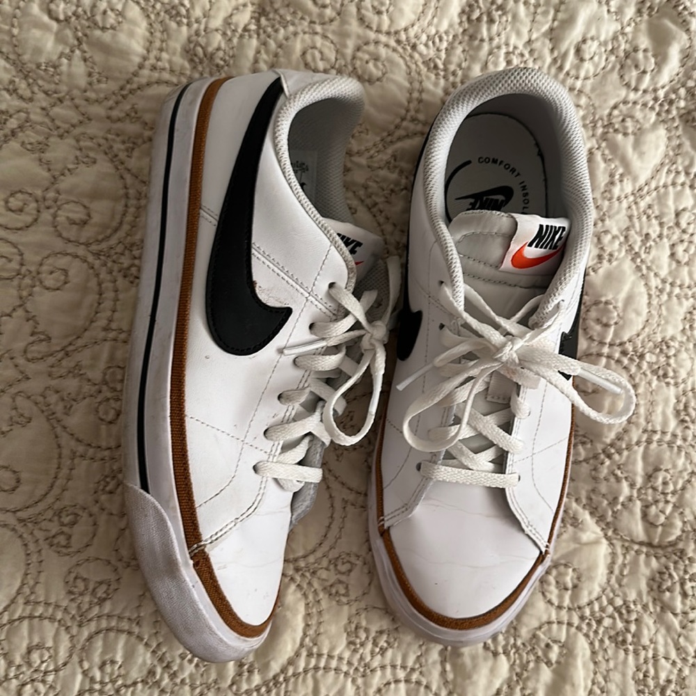 Nike Court Legacy shoes